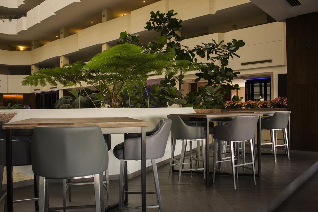 Hs Hotsson Hotel לאון מראה חיצוני תמונה